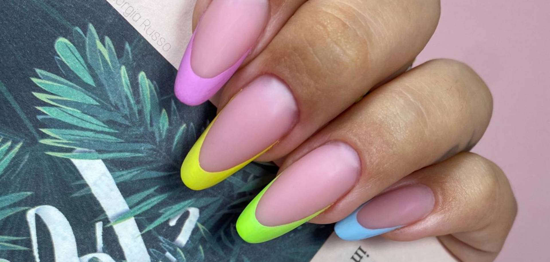 Nails Content Creator