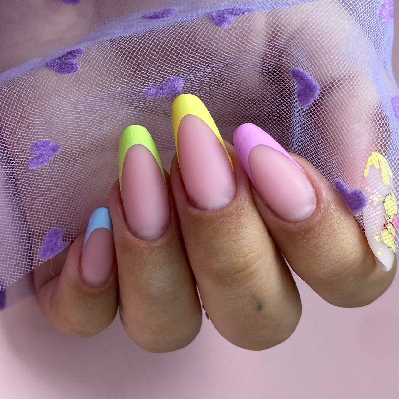 Nails Content Creator